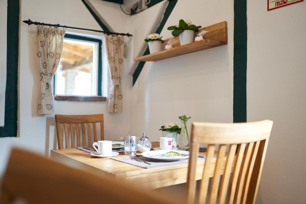 Gaestezimmer Victoria Linsberg 외부 사진